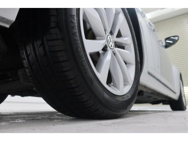 VolksWagen THE BEETLE 2012-11 7793176-16