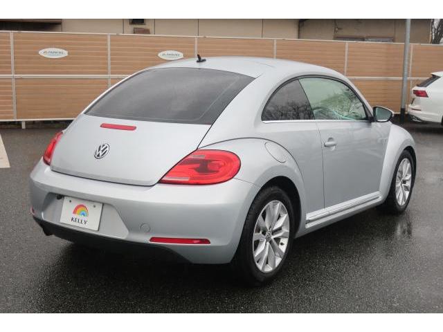 VolksWagen THE BEETLE 2012-11 7793176-18