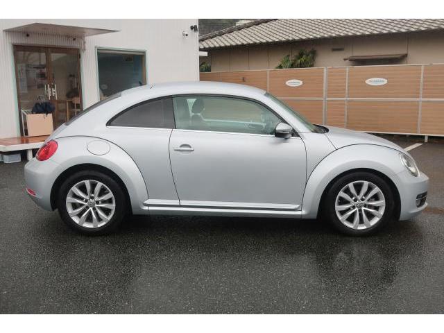 VolksWagen THE BEETLE 2012-11 7793176-19