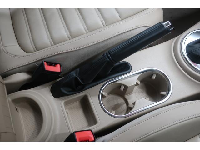 VolksWagen THE BEETLE 2012-11 7793176-9