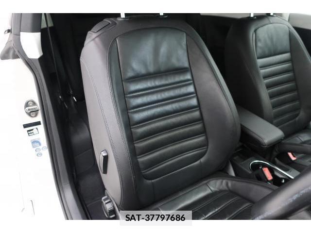 VolksWagen THE BEETLE 2013-05 7793181-10