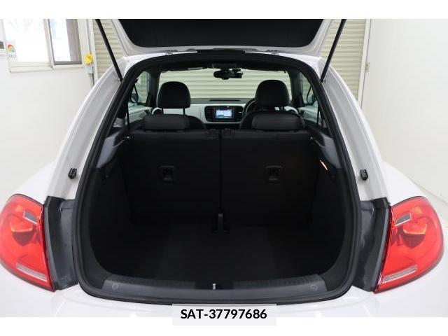 VolksWagen THE BEETLE 2013-05 7793181-14