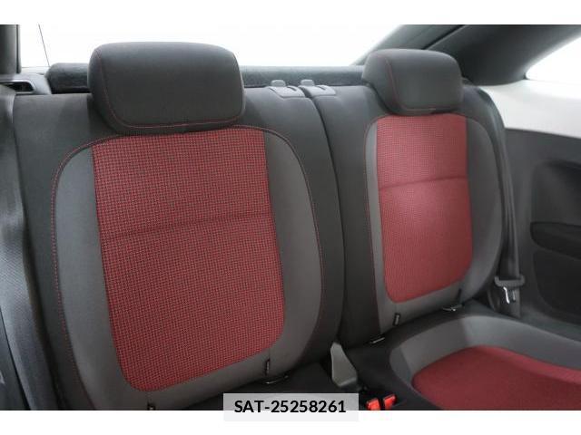 VolksWagen THE BEETLE 2015-02 7793189-11