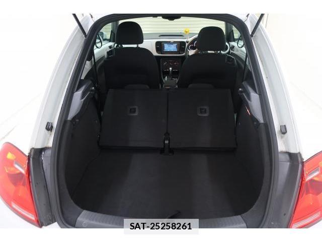 VolksWagen THE BEETLE 2015-02 7793189-13