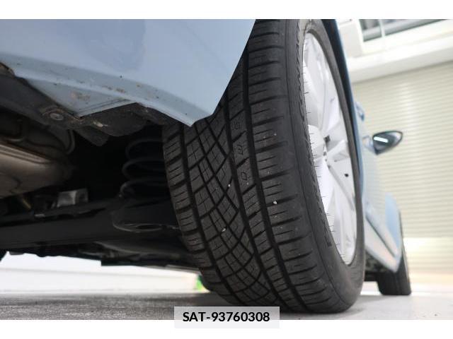VolksWagen THE BEETLE 2013-04 7793194-17