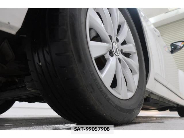 VolksWagen THE BEETLE 2013-05 7793198-17