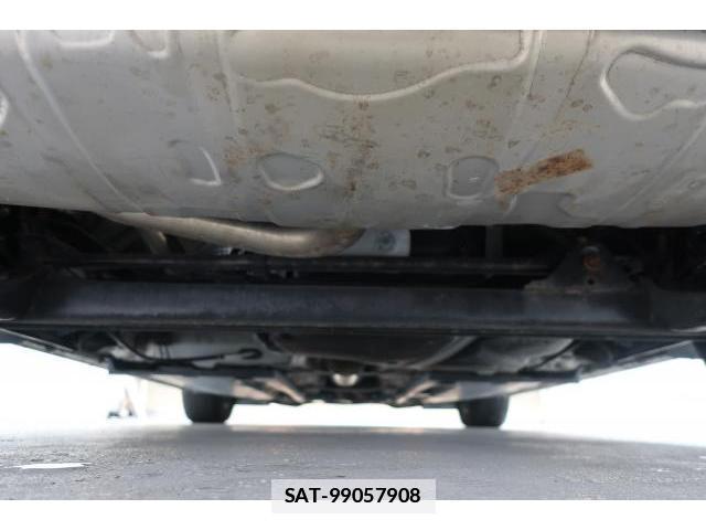 VolksWagen THE BEETLE 2013-05 7793198-18