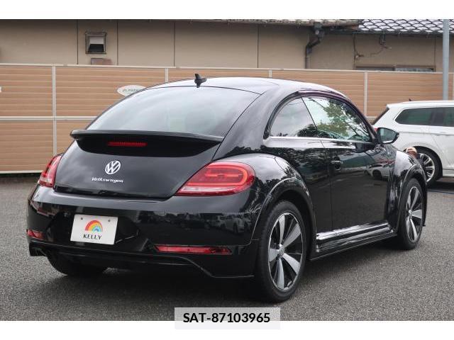 VolksWagen THE BEETLE 2018-02 7793199-19