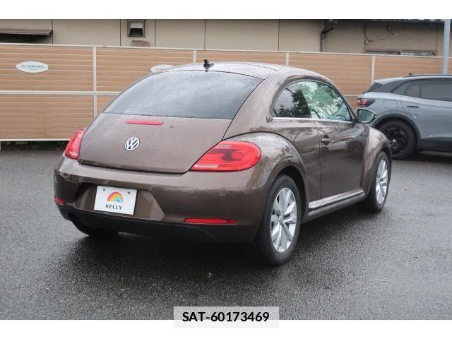 VolksWagen THE BEETLE 2015-09 7793203-19