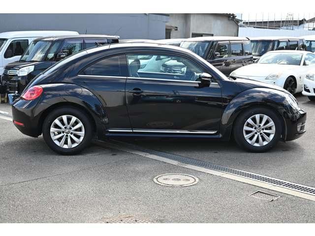 VolksWagen THE BEETLE 2012-11 7796597-9