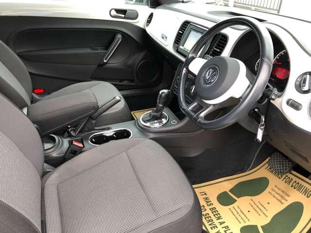 VolksWagen THE BEETLE 2013-03 7799696-9