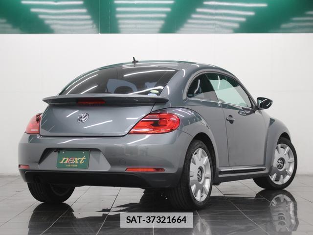 VolksWagen THE BEETLE 2015-05 7806754-1