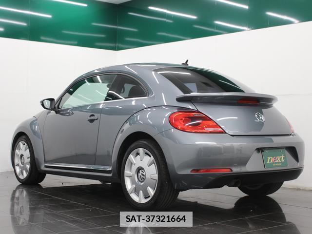 VolksWagen THE BEETLE 2015-05 7806754-15