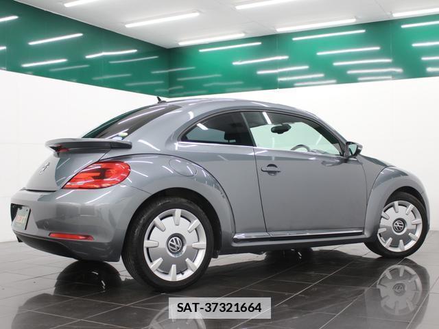 VolksWagen THE BEETLE 2015-05 7806754-17