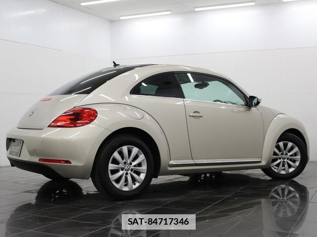 VolksWagen THE BEETLE 2015-03 7806759-16