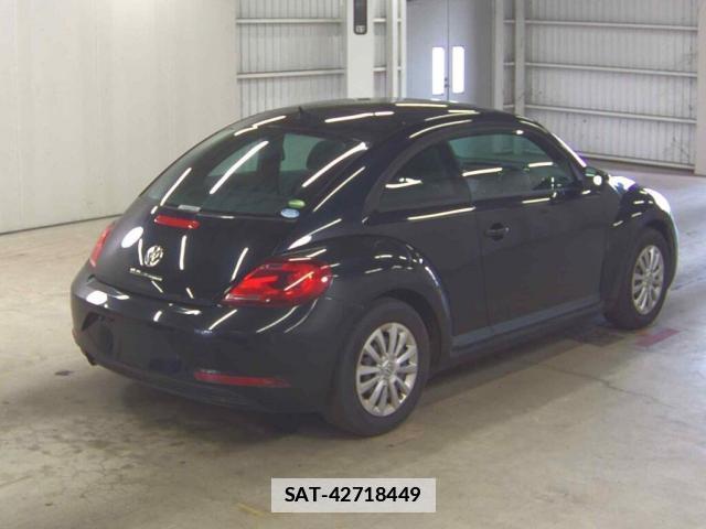 VolksWagen THE BEETLE 2017-03 7806791-1
