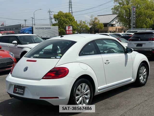 VolksWagen THE BEETLE 2015-06 7808805-10