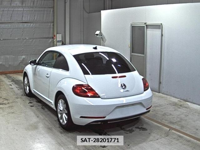 VolksWagen THE BEETLE 2019-06 7811214-1