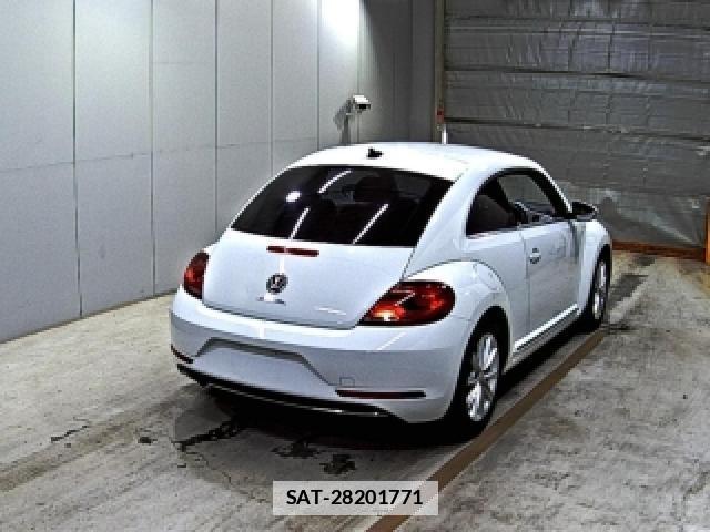 VolksWagen THE BEETLE 2019-06 7811214-4