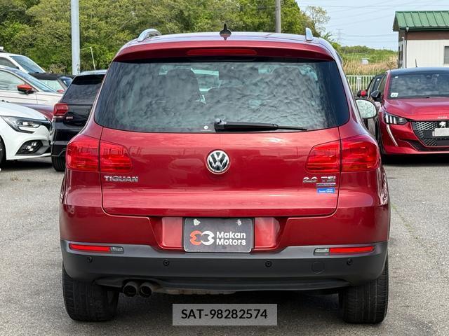 VolksWagen TIGUAN 2016-03 7808802-10