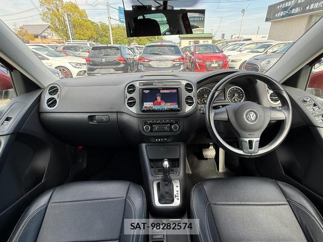 VolksWagen TIGUAN 2016-03 7808802-3
