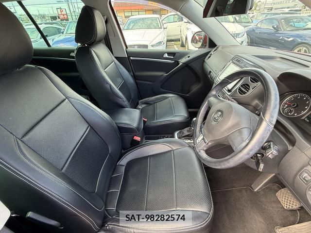 VolksWagen TIGUAN 2016-03 7808802-4