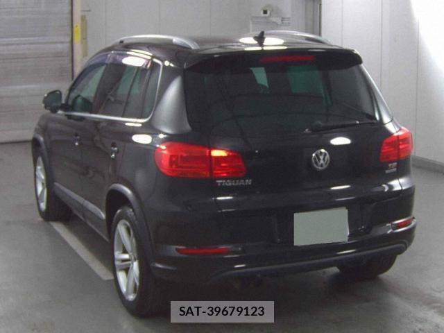 VolksWagen TIGUAN 2014-06 7810353-4