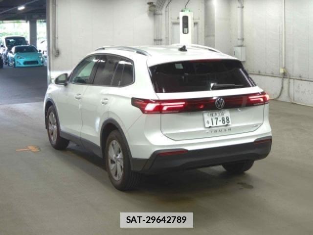 VolksWagen TIGUAN 2025-05 7811071-1