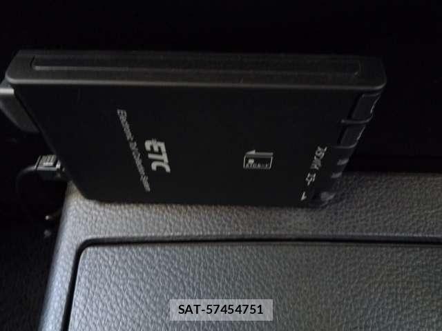 Nissan TIIDA 2010-08 7810925-11