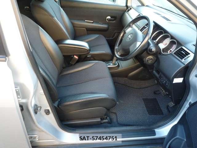 Nissan TIIDA 2010-08 7810925-15