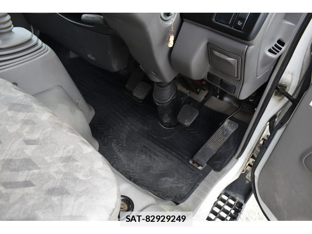 Mazda TITAN DASH 2001-01 7796546-14