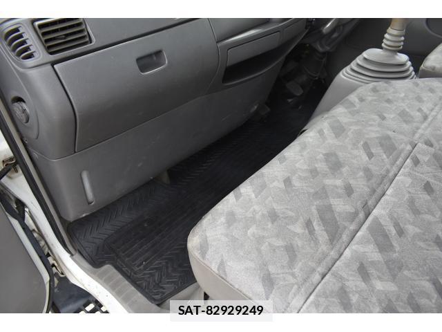 Mazda TITAN DASH 2001-01 7796546-15