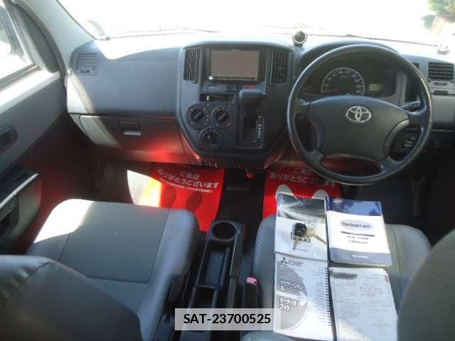 Toyota TOWNACE VAN 2017-04 7806384-2