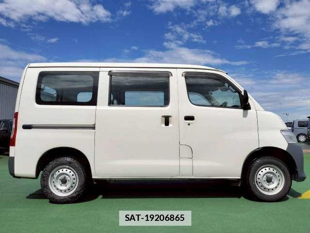Toyota TOWNACE VAN 2021-05 7809883-18