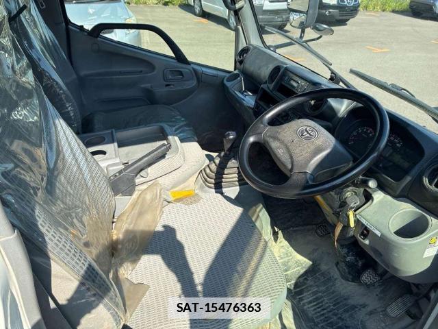 Toyota TOYOACE 2020-05 7796228-2