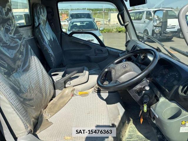 Toyota TOYOACE 2020-05 7796228-6