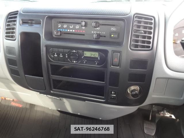 Toyota TOYOACE 2016-06 7798821-6