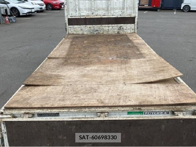 Toyota TOYOACE 2017 7802449-2