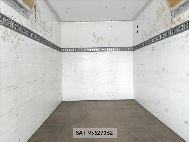 Toyota TOYOACE 2015-04 7809990-3