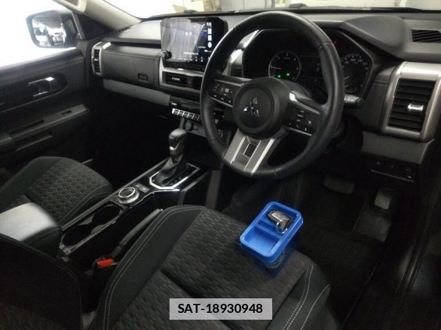 Mitsubishi TRITON 2024-10 7795103-2