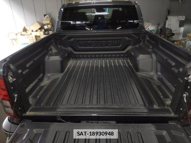 Mitsubishi TRITON 2024-10 7795103-5