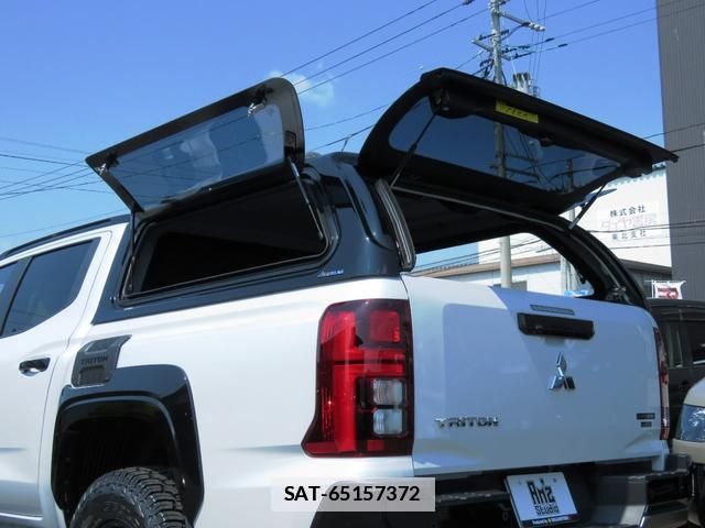 Mitsubishi TRITON 2026-01 7804961-17