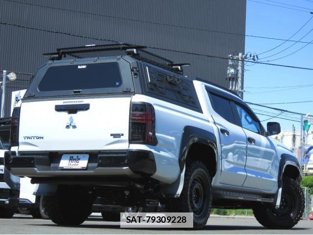 Mitsubishi TRITON 2025-03 7804965-13
