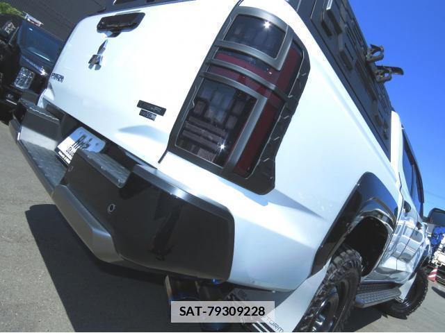 Mitsubishi TRITON 2025-03 7804965-14
