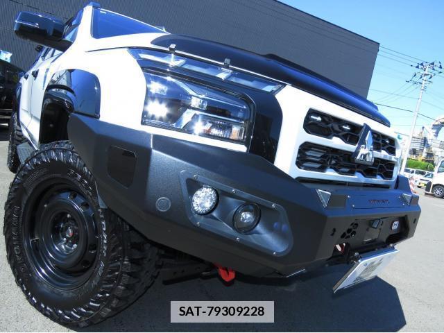 Mitsubishi TRITON 2025-03 7804965-5