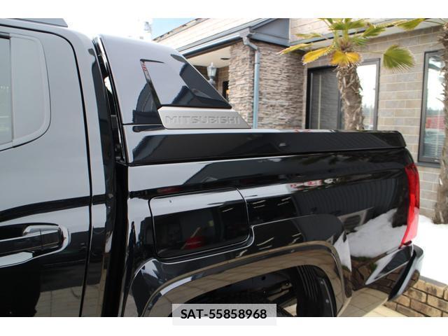 Mitsubishi TRITON 2025-03 7810676-13