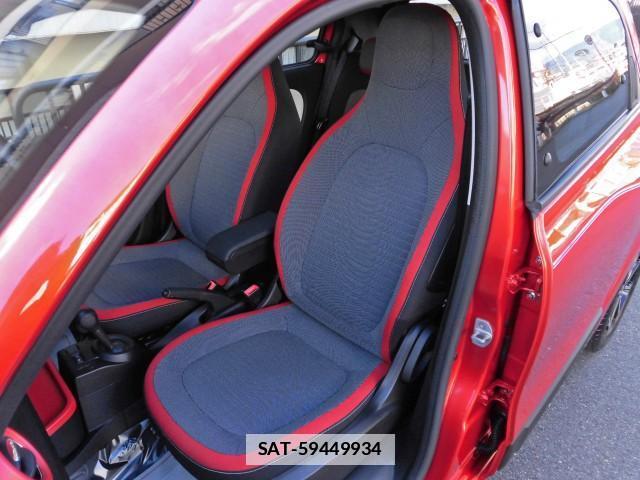 Renault TWINGO 2017-09 7796998-14
