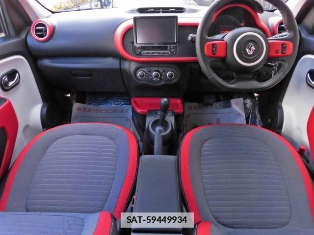 Renault TWINGO 2017-09 7796998-2