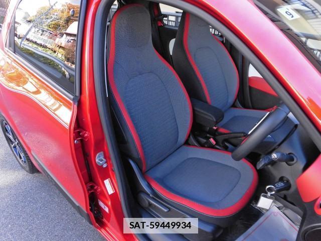 Renault TWINGO 2017-09 7796998-5