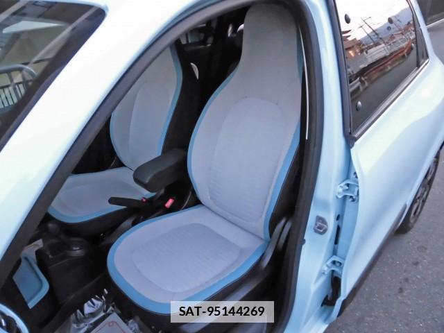 Renault TWINGO 2017-09 7796999-14